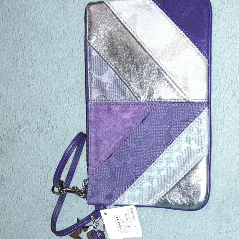 Nwt! Coach Purple Patchwork Signature Shoulder Bag with Silver Accents - Picture 6 of 9